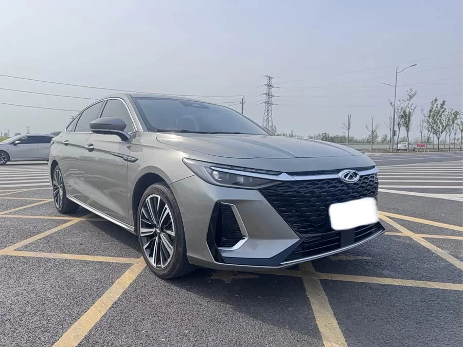 Chery Arrizo 8