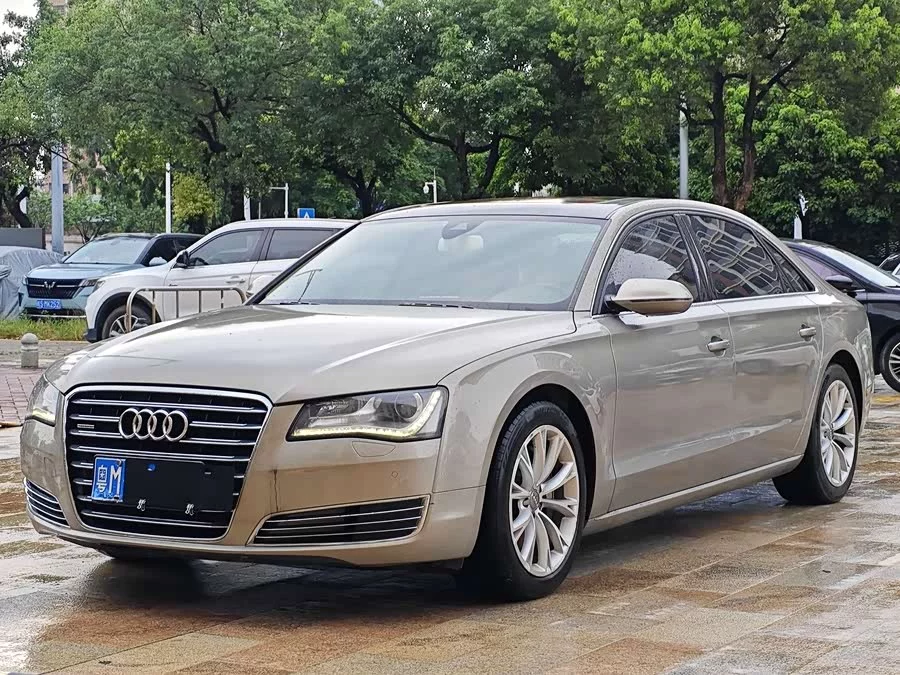 Audi A8