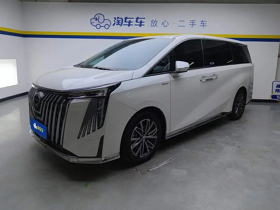 GAC Trumpchi M8