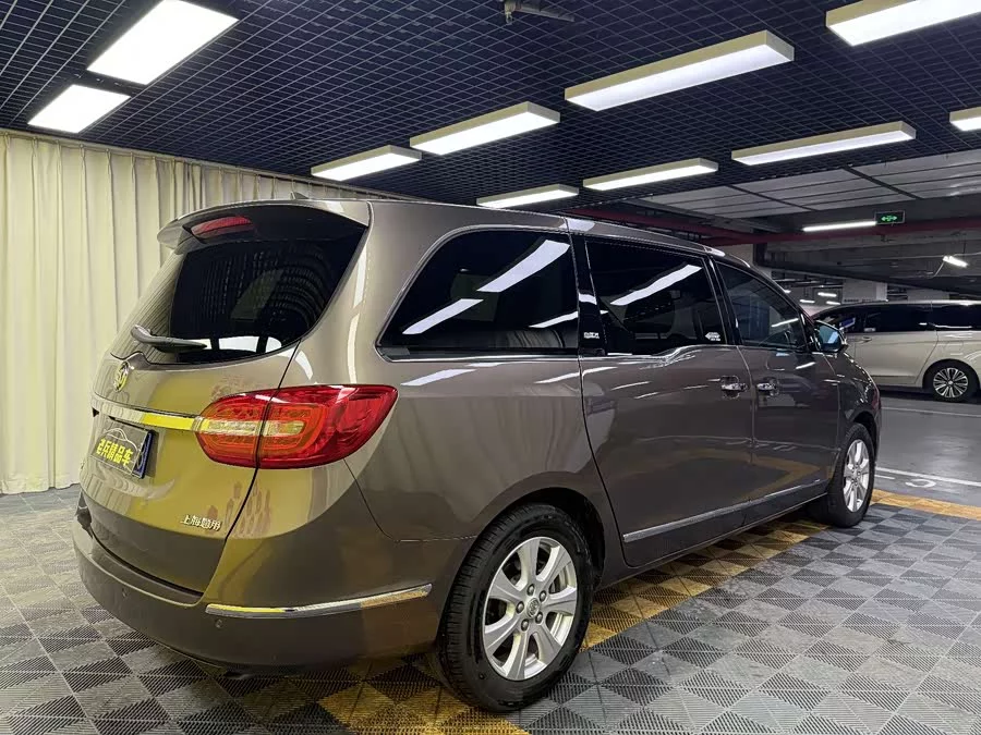 Buick GL8
