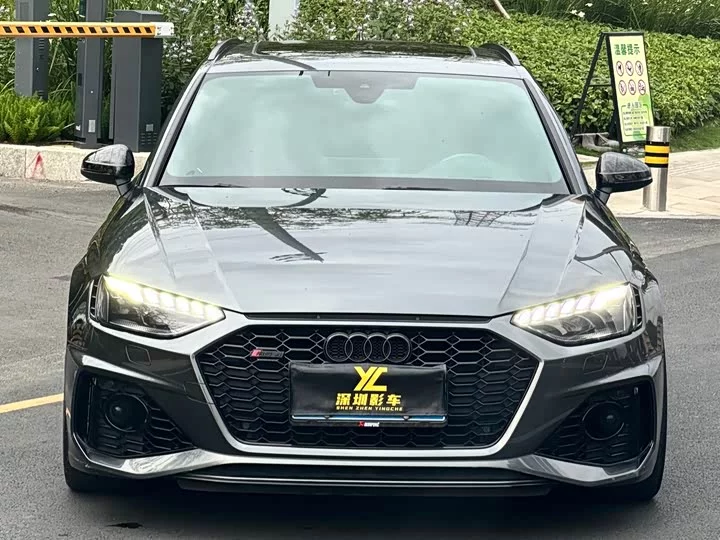 Audi RS 4