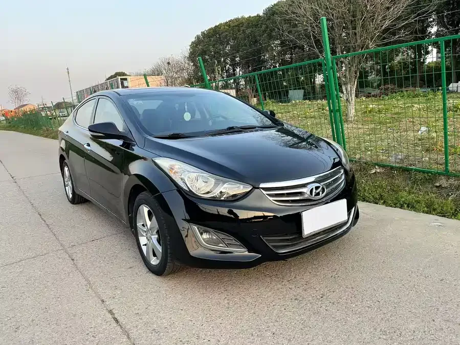 Hyundai Elantra