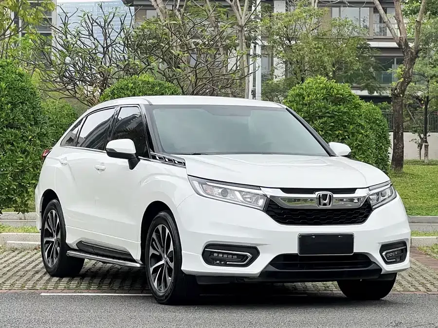 Honda Crown Road