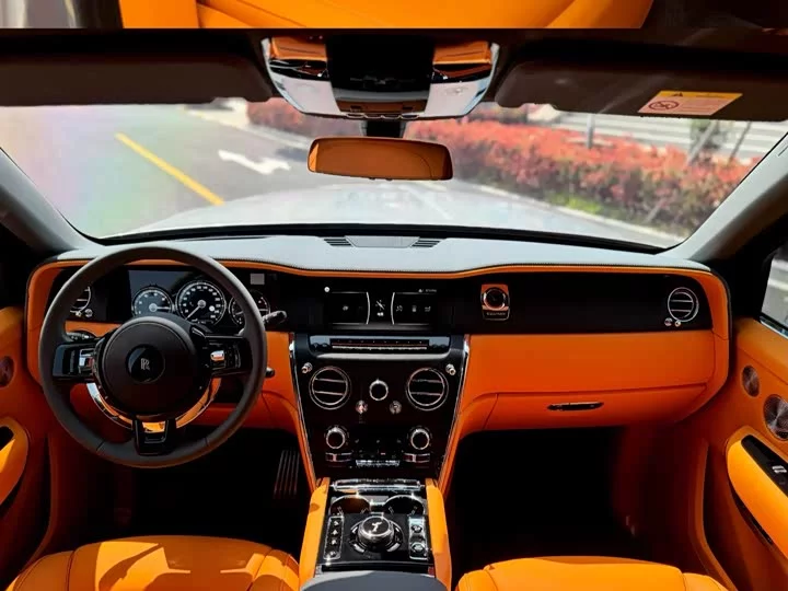 Rolls Royce Cullinan