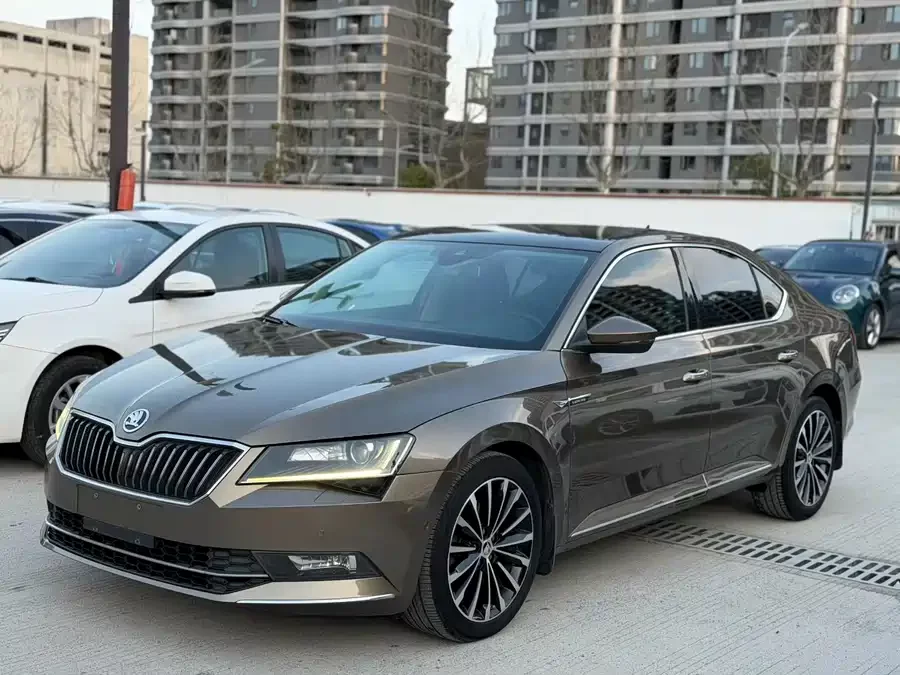 Skoda SuperB
