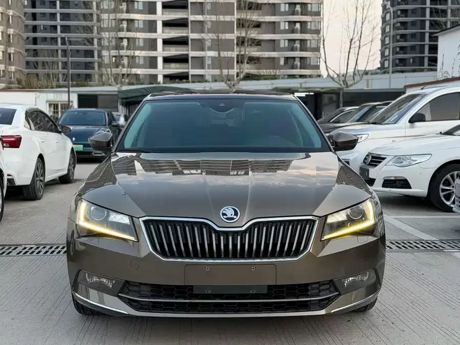Skoda SuperB