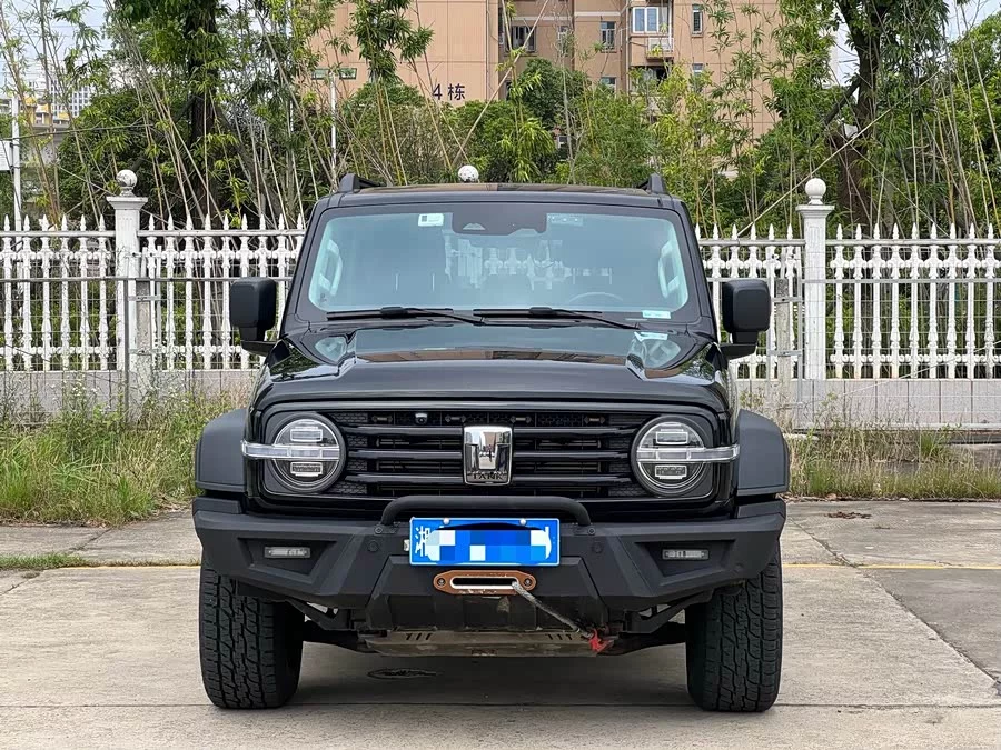 TANK 300