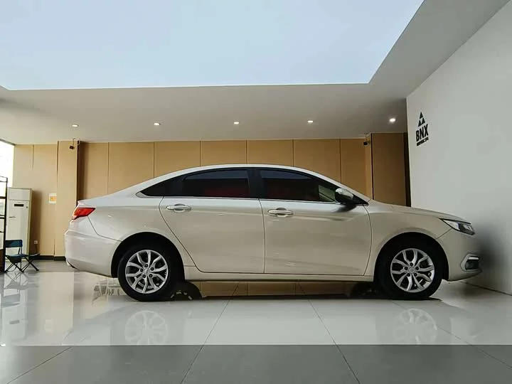Geely Emgrand GL