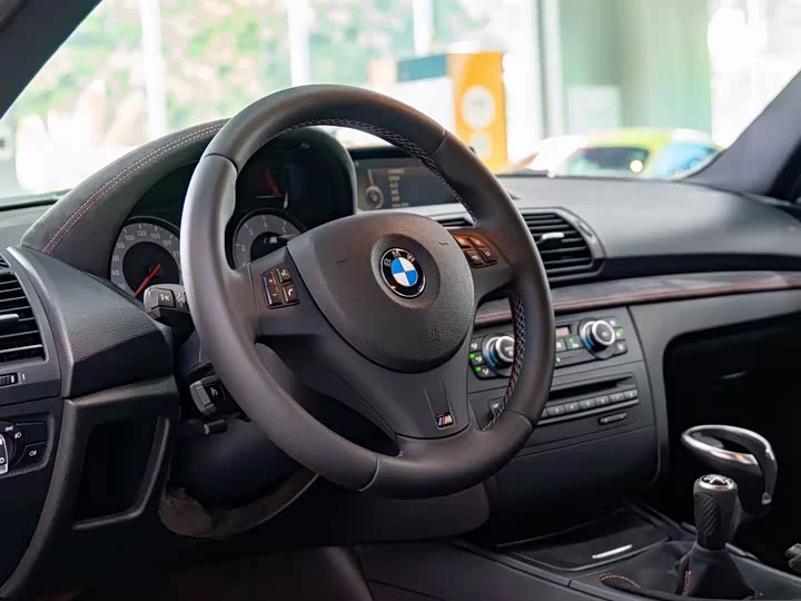 BMW 1 Series M
