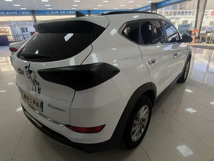 Hyundai Tucson