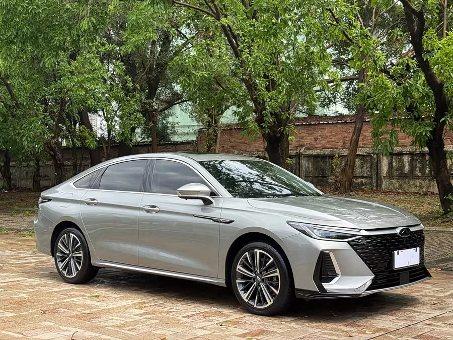 Chery Arrizo 8