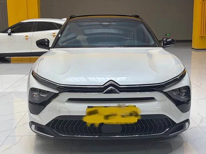 Citroën Versailles C5 X