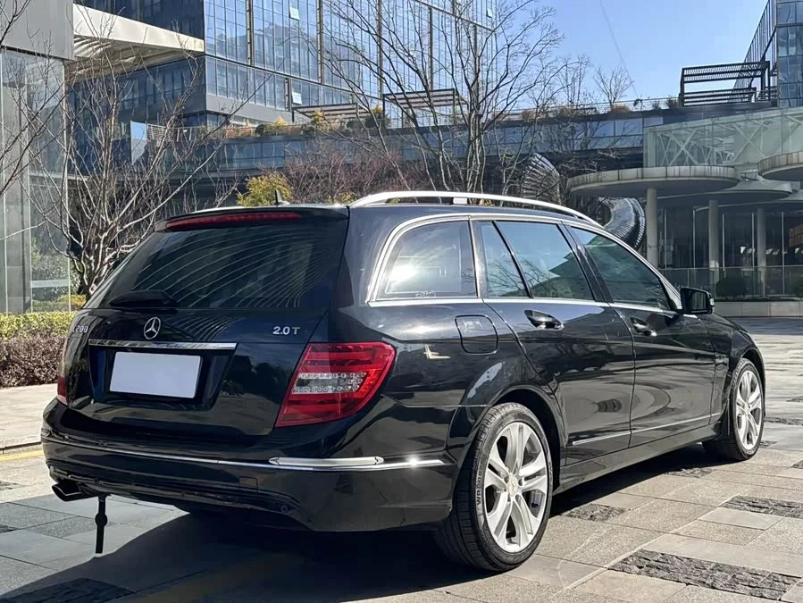 Mercedes-Benz C-Class