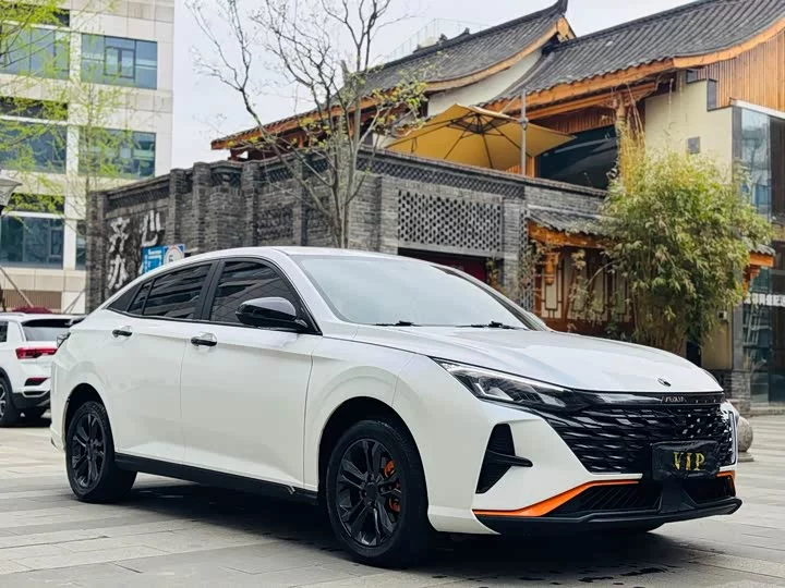 Dongfeng Yixuan