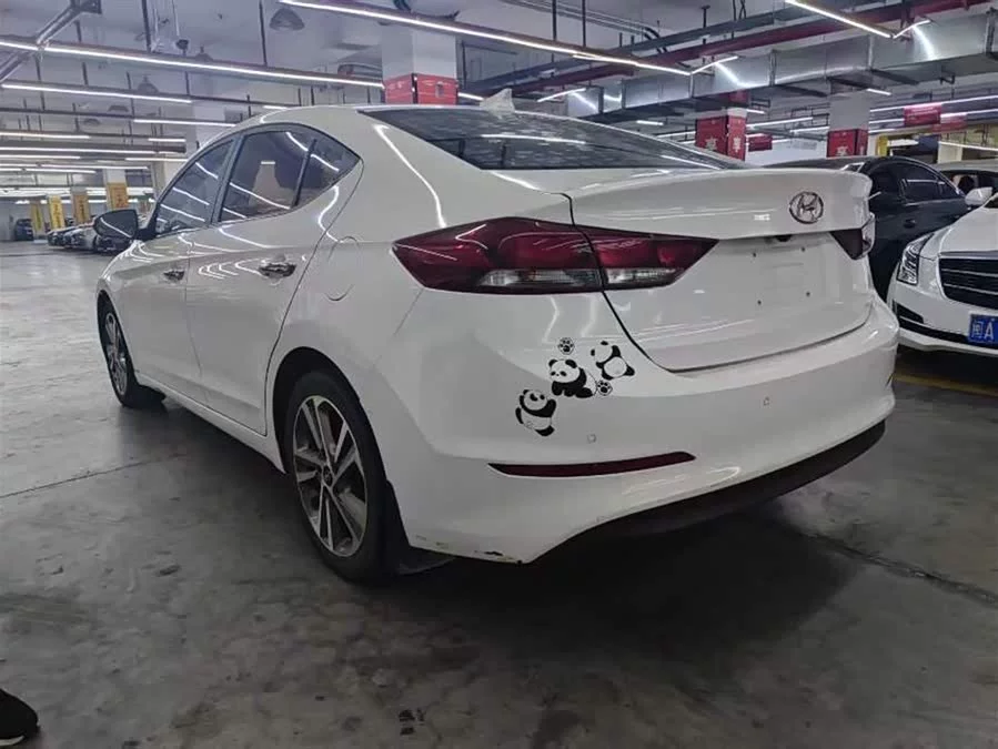 Hyundai elantra