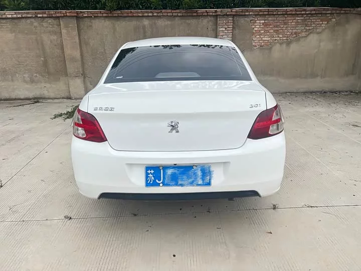 Peugeot 301