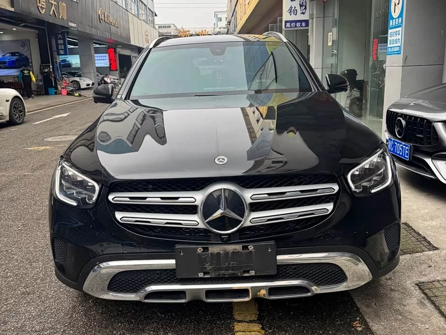 Mercedes Benz GLC