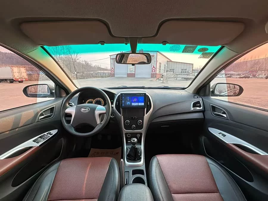 BYD F3