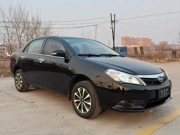 BYD F3