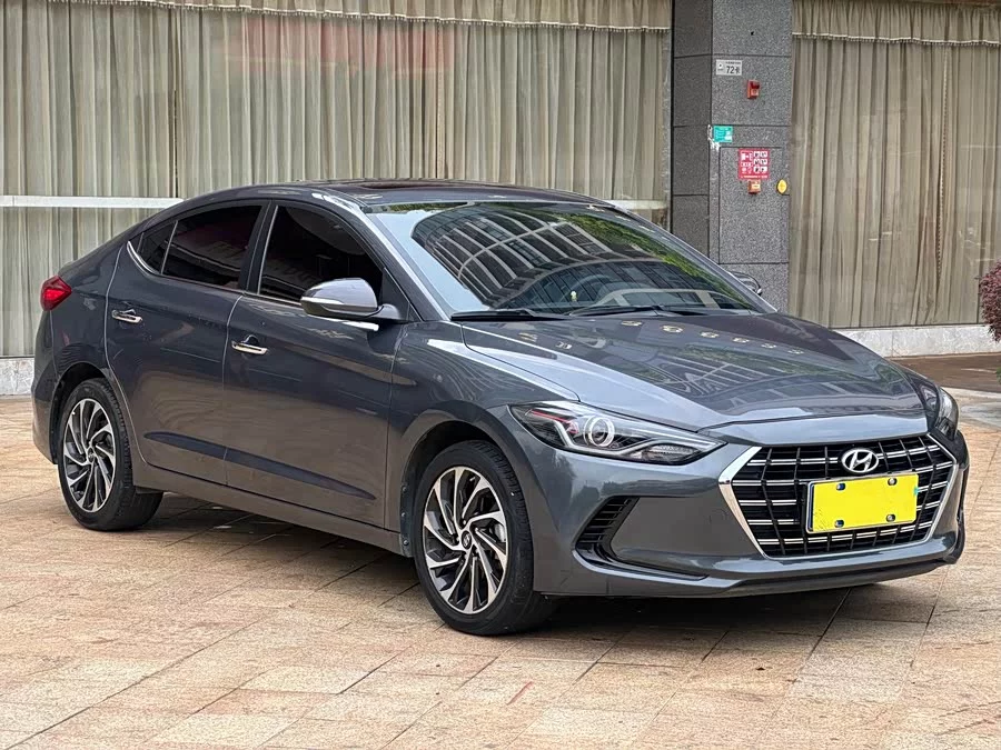 Hyundai elantra
