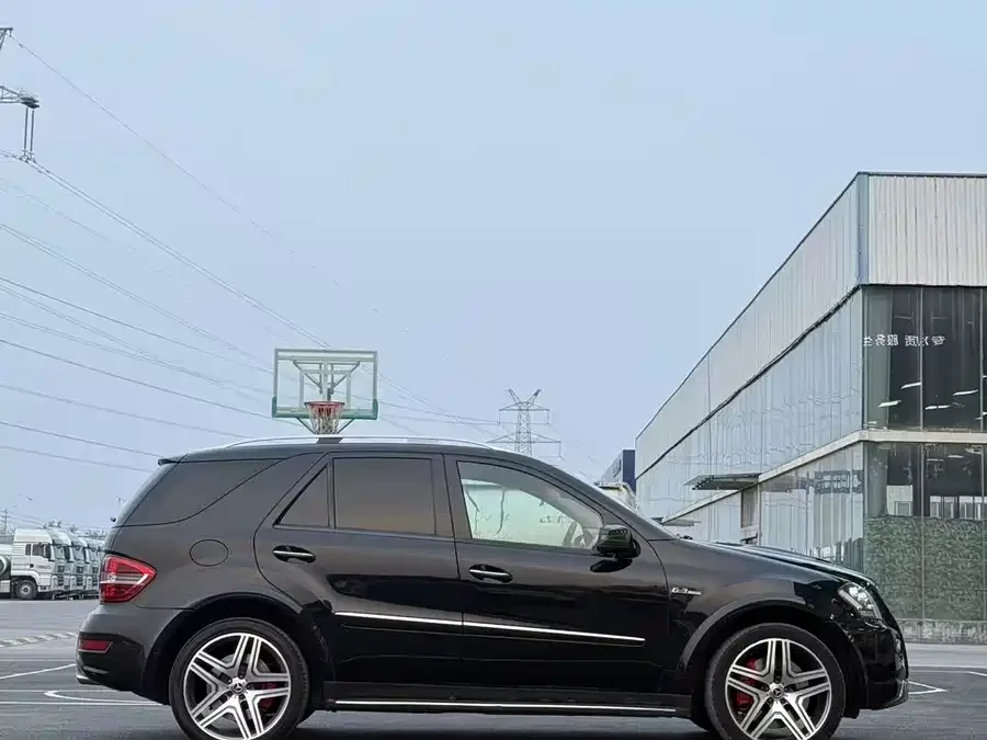 Mercedes Benz M-Class AMG