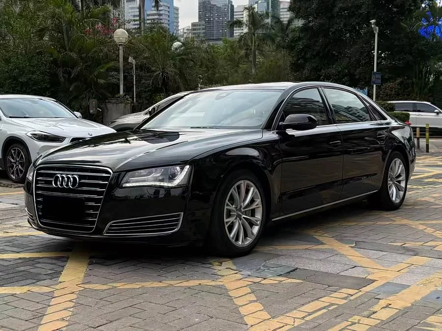 Audi A8