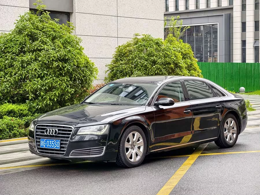 Audi A8