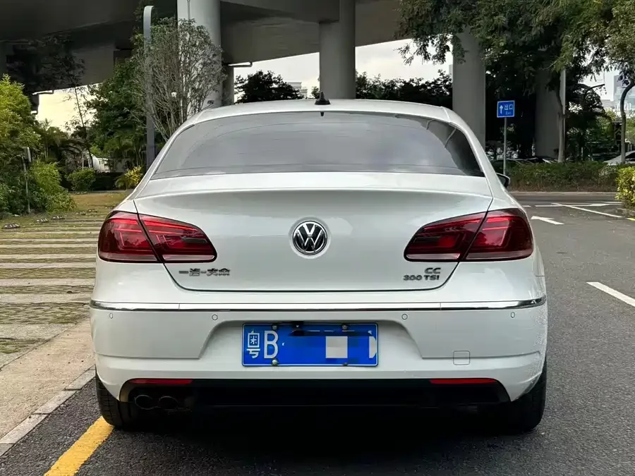 Volkswagen FAW- CC
