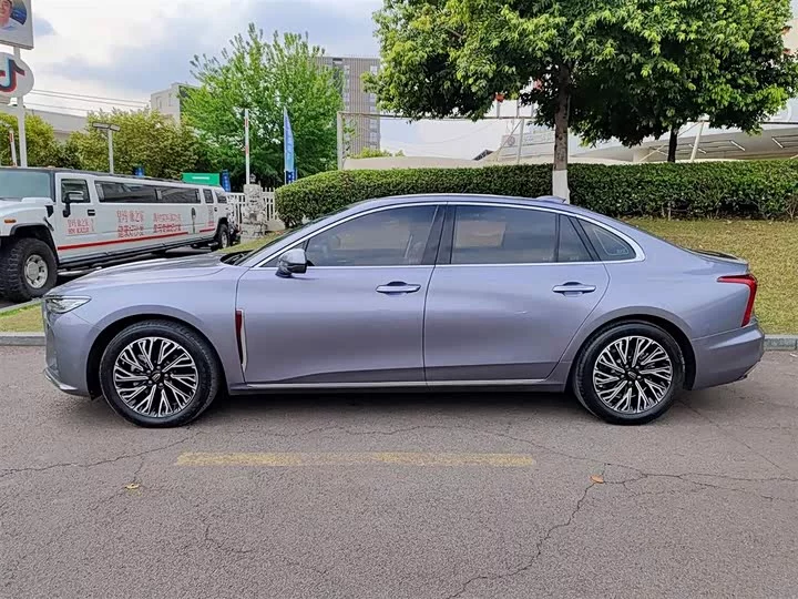Hongqi H5