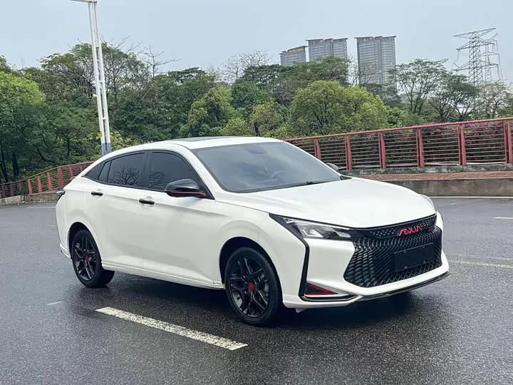 Dongfeng Yixuan