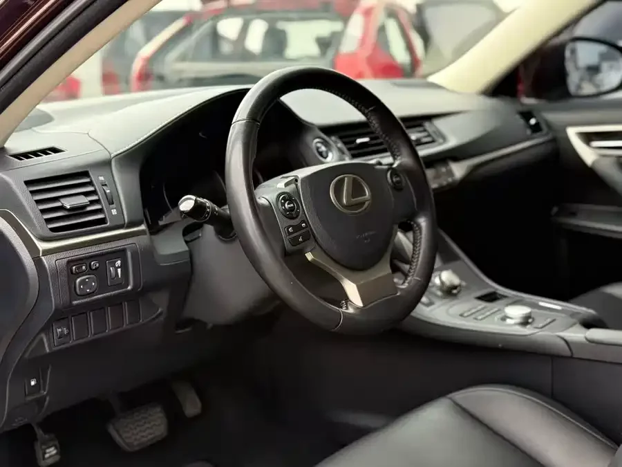 Lexus CT