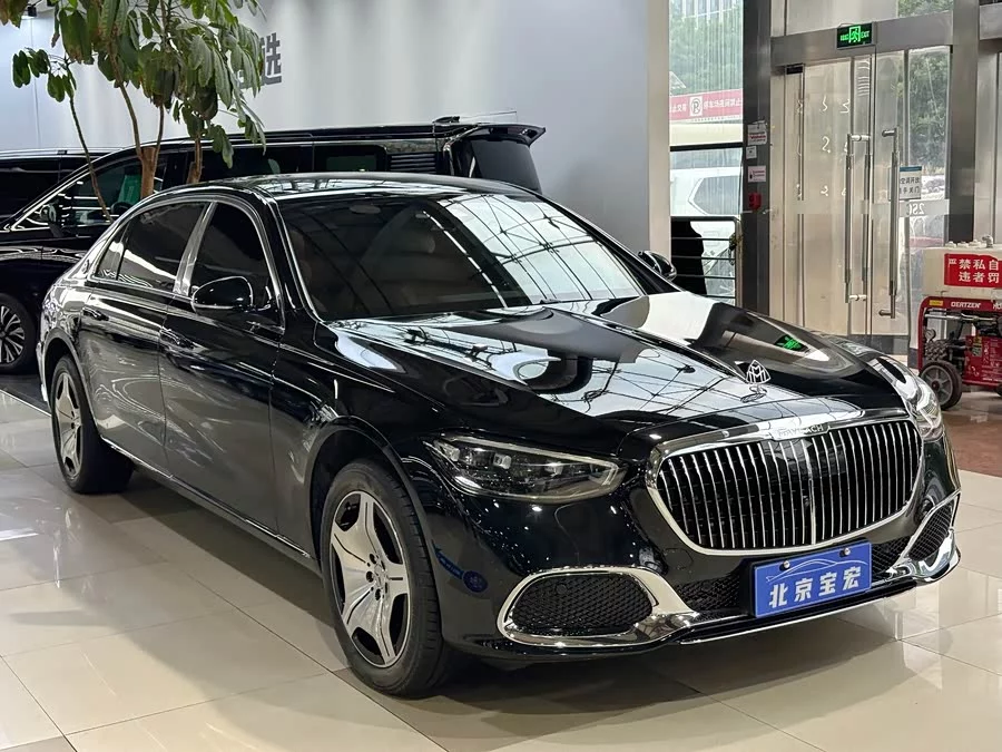 Mercedes Benz Maybach S-Class