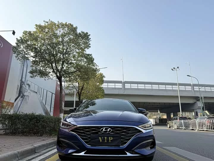 Hyundai Festa