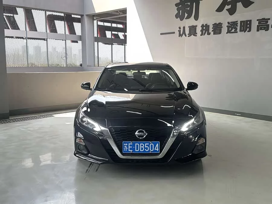 Nissan Teana