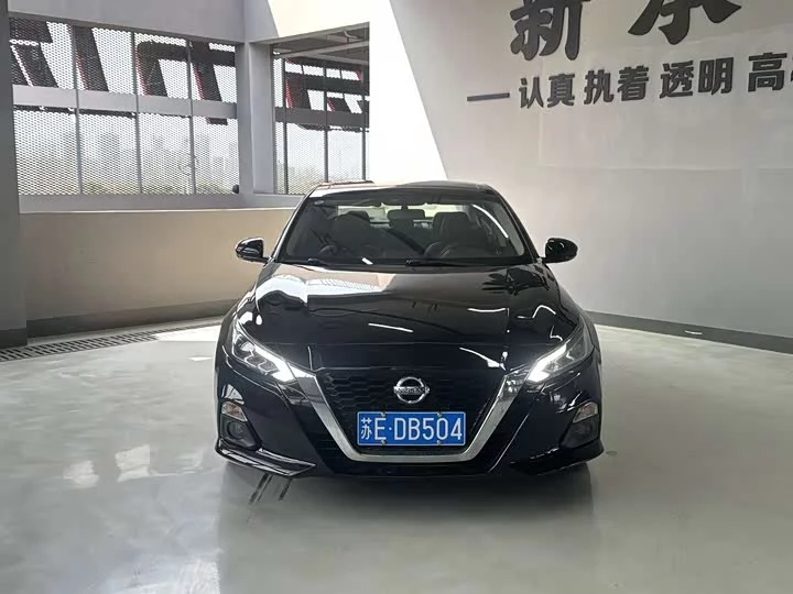Nissan Teana