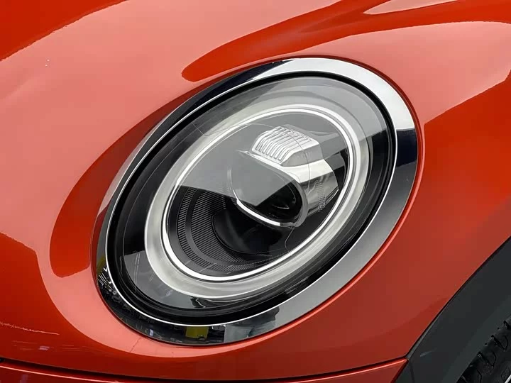 MINI 
