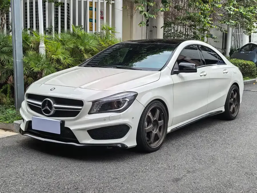 Mercedes Benz CLA AMG