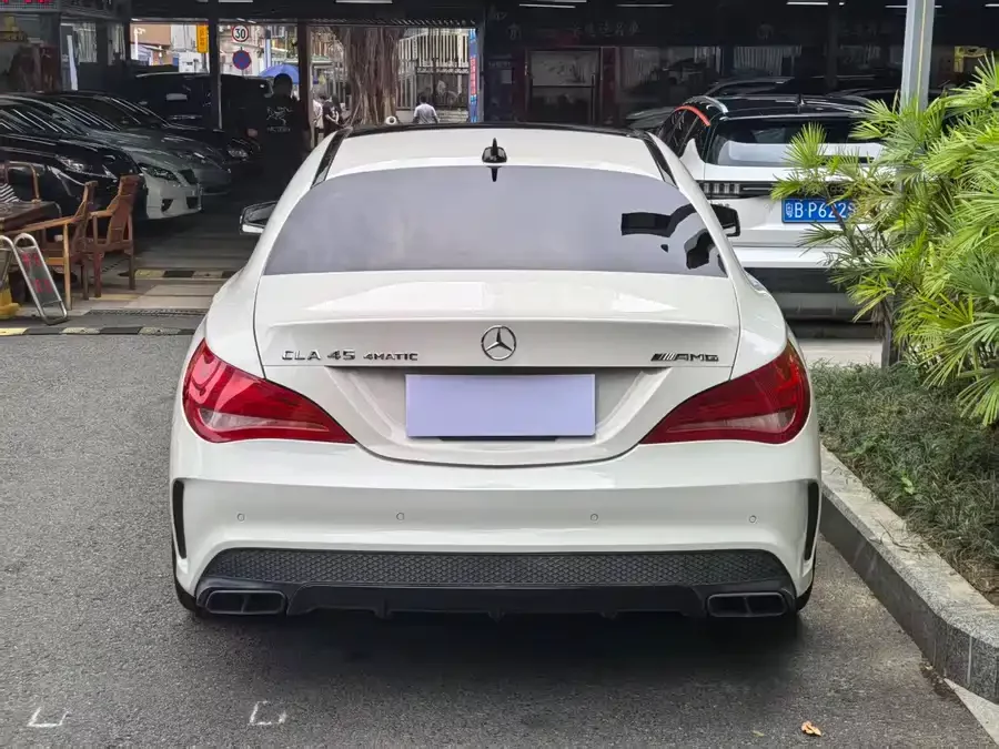 Mercedes Benz CLA AMG