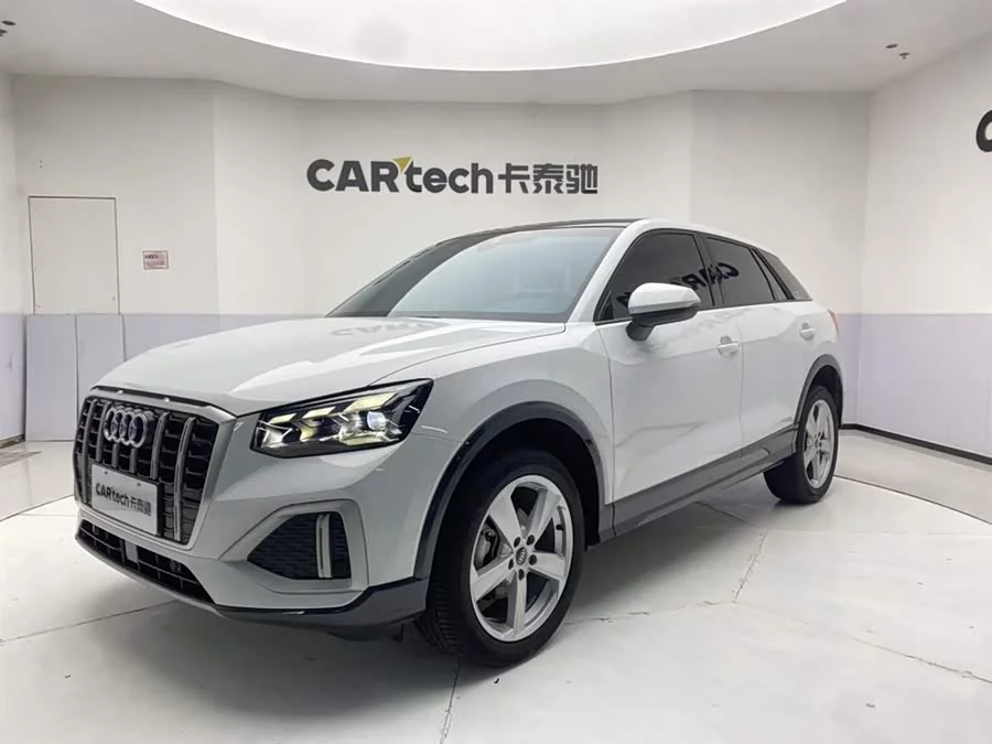 Audi Q2L
