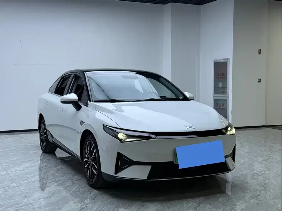 Xpeng P5
