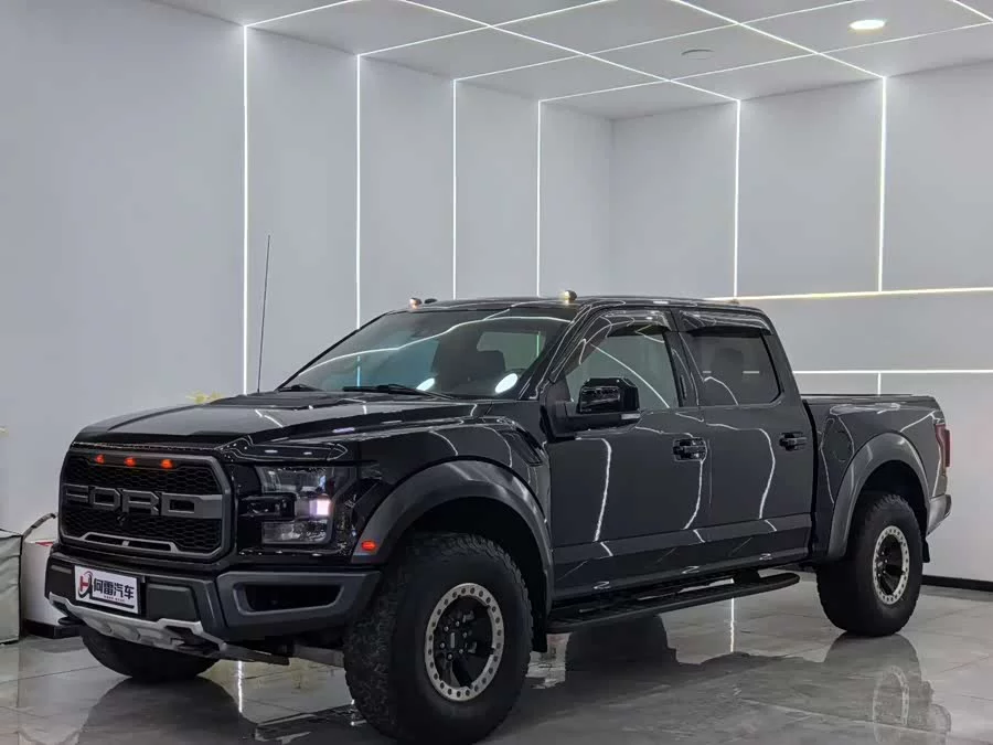 Ford F-150 Raptor