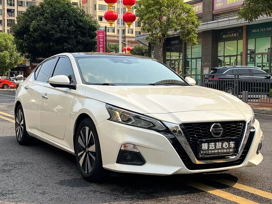 Nissan Teana