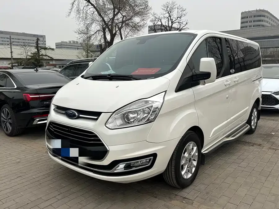 Ford Tourneo