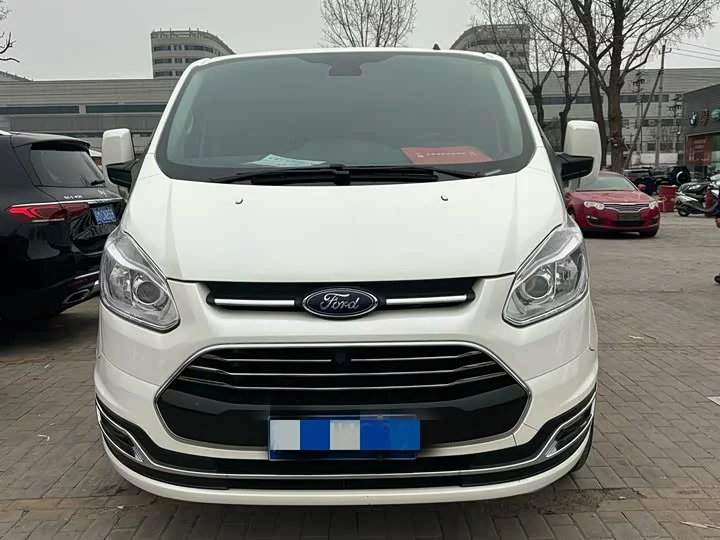 Ford Toureo