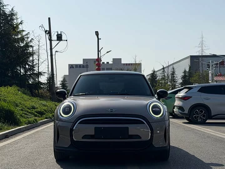 MINI 
