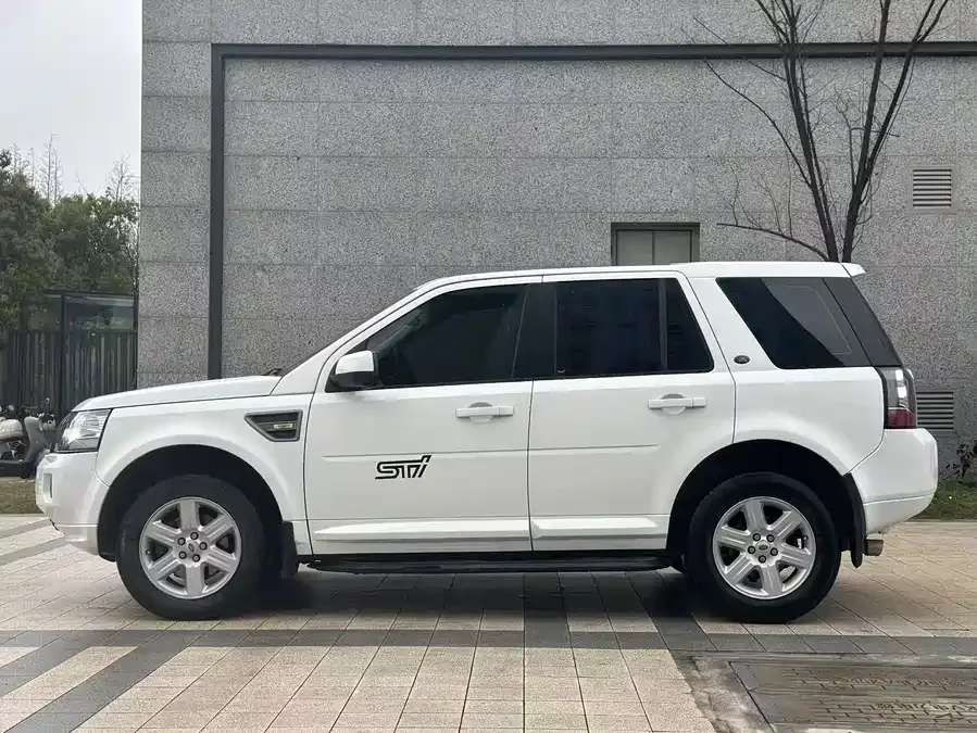 Land Rover Freelander 2