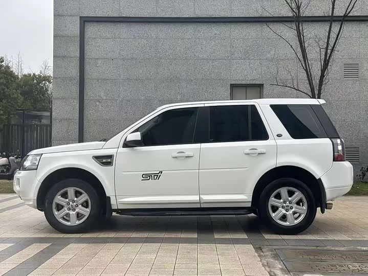 Land Rover Freelander 2