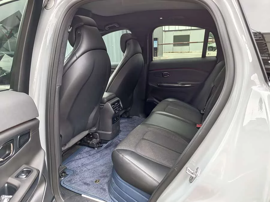 NIO EC6
