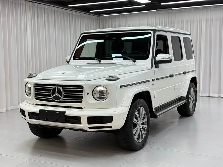 Mercedes Benz G-rated