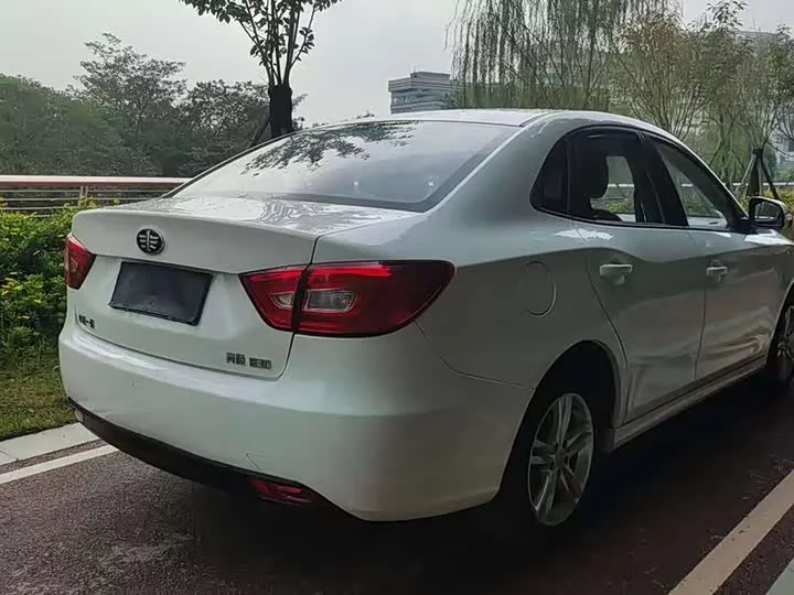 FAW Besturn B30